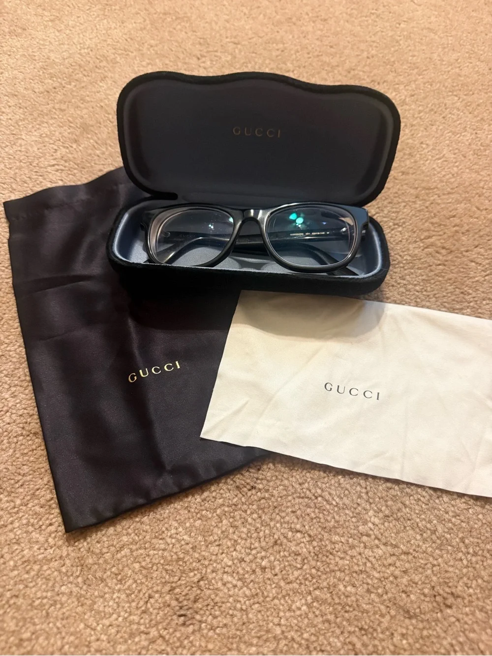 Gucci Black Acetate Men's Eyeglasses - Classic Designer Frame